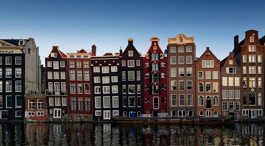 Onder de Pannen: ‘Maak van jouw extra kamer een thuis voor een ander’