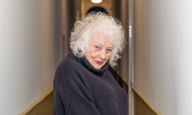 Een baldadige dichteres