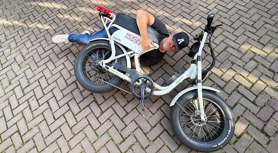 10 redenen waarom Amsterdammers (soms zomaar) van hun fiets lazeren